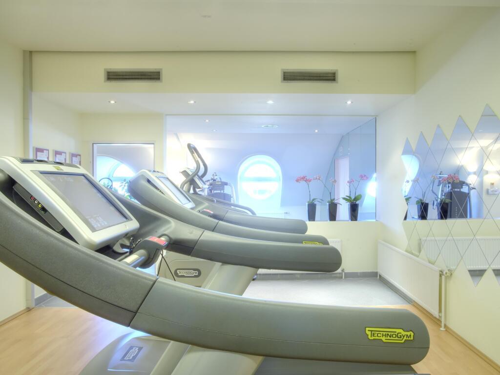 hotel image 11