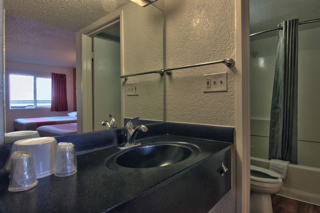 hotel image 13