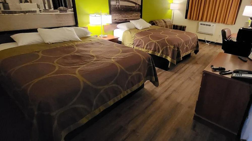 hotel image 8