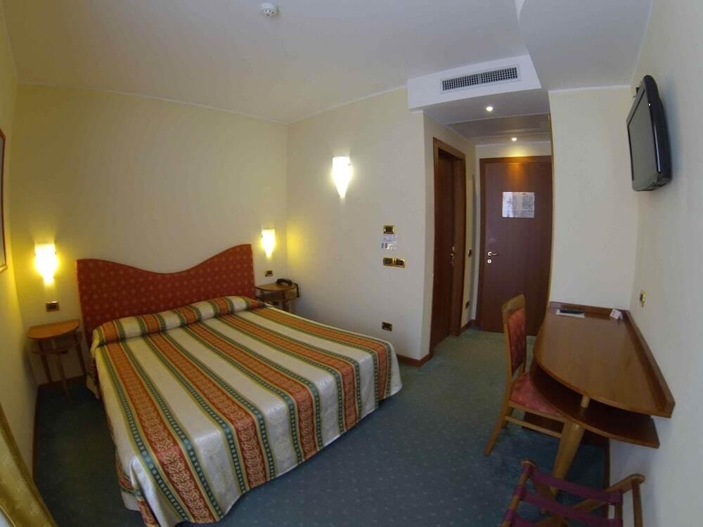 hotel image 7