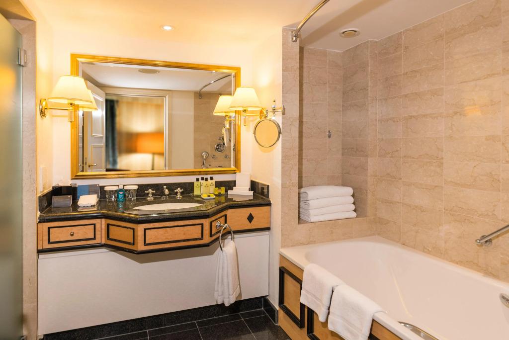 hotel image 39