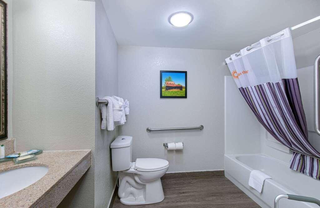 hotel image 12