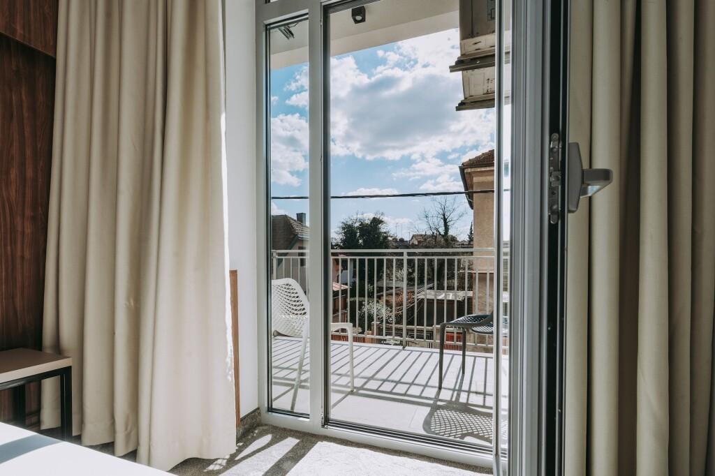 hotel image 16