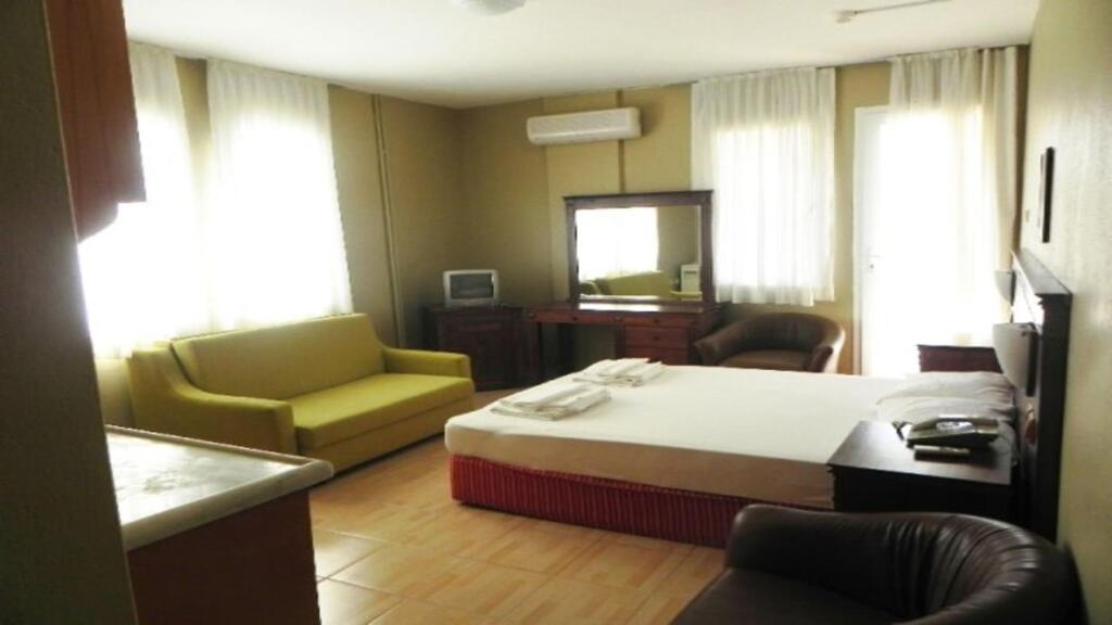 hotel image 8