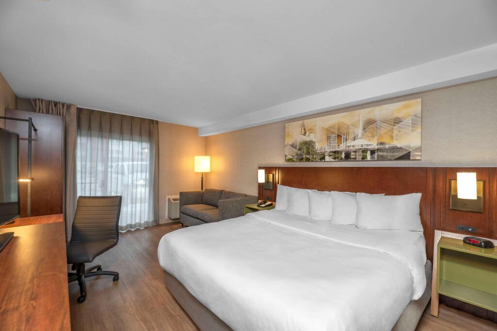 hotel image 10