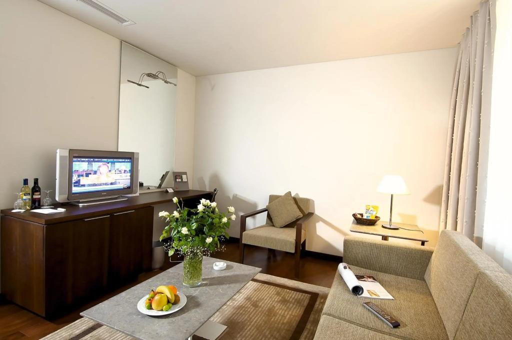 hotel image 13
