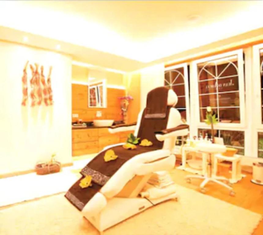 hotel image 12