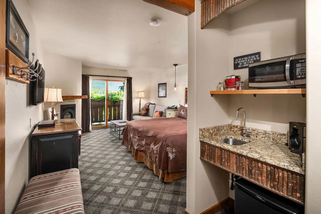 hotel image 12