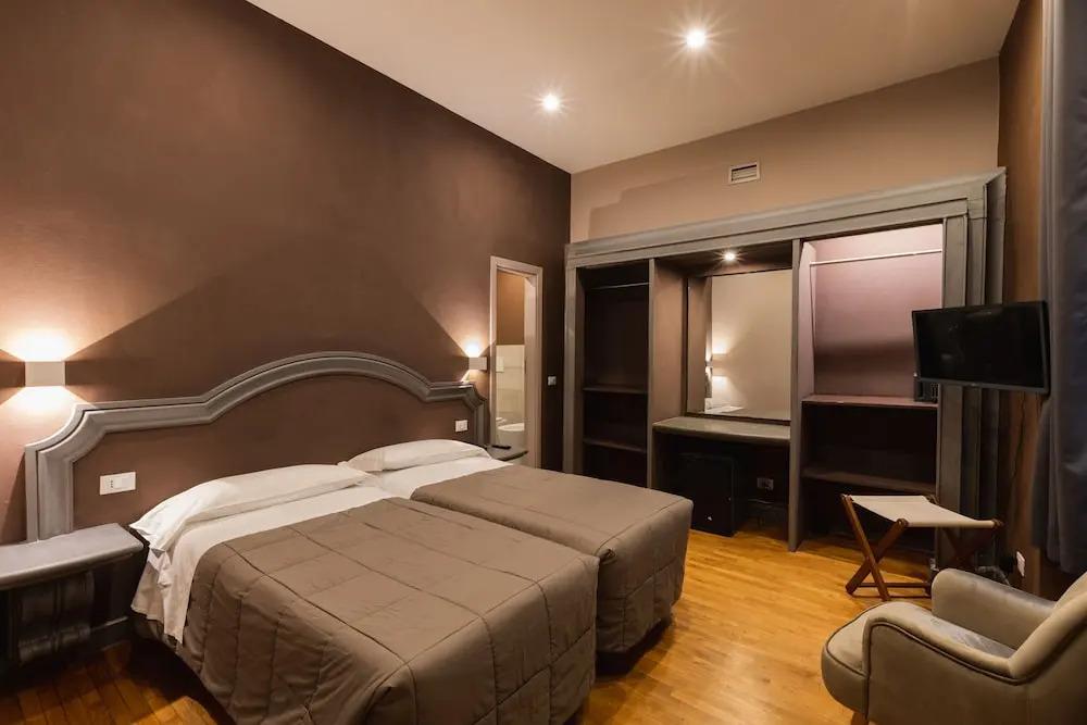 hotel image 9