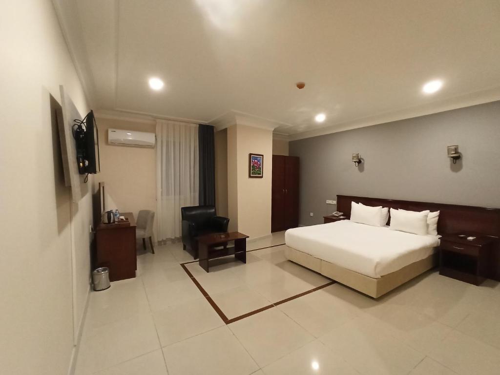 hotel image 8