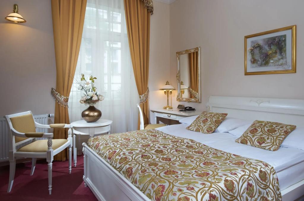 hotel image 10