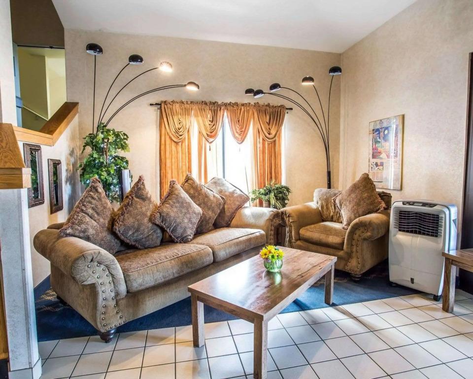 hotel image 12