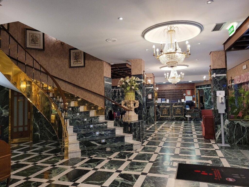 hotel image 10