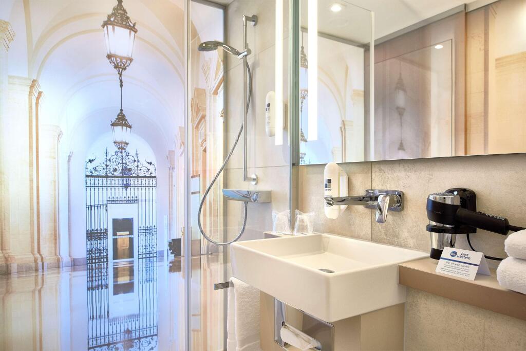 hotel image 9