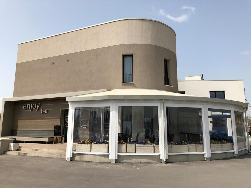 hotel image 14