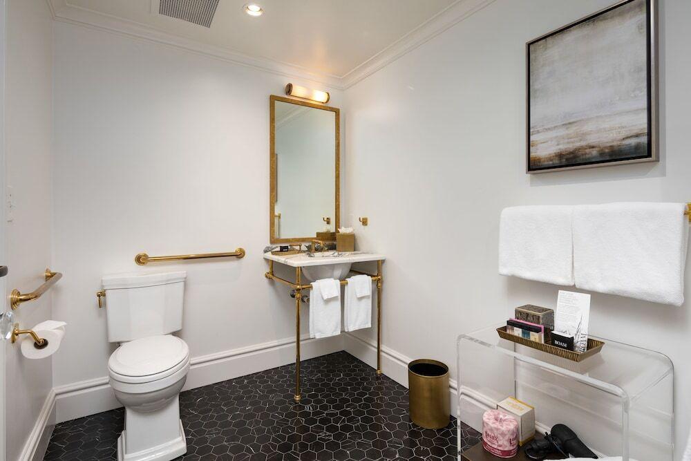 hotel image 13