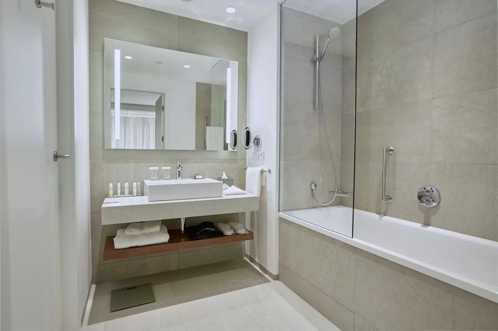 hotel image 18