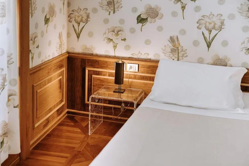 hotel image 35