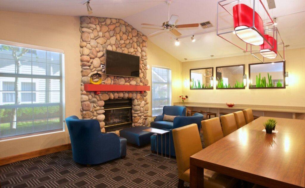 hotel image 10