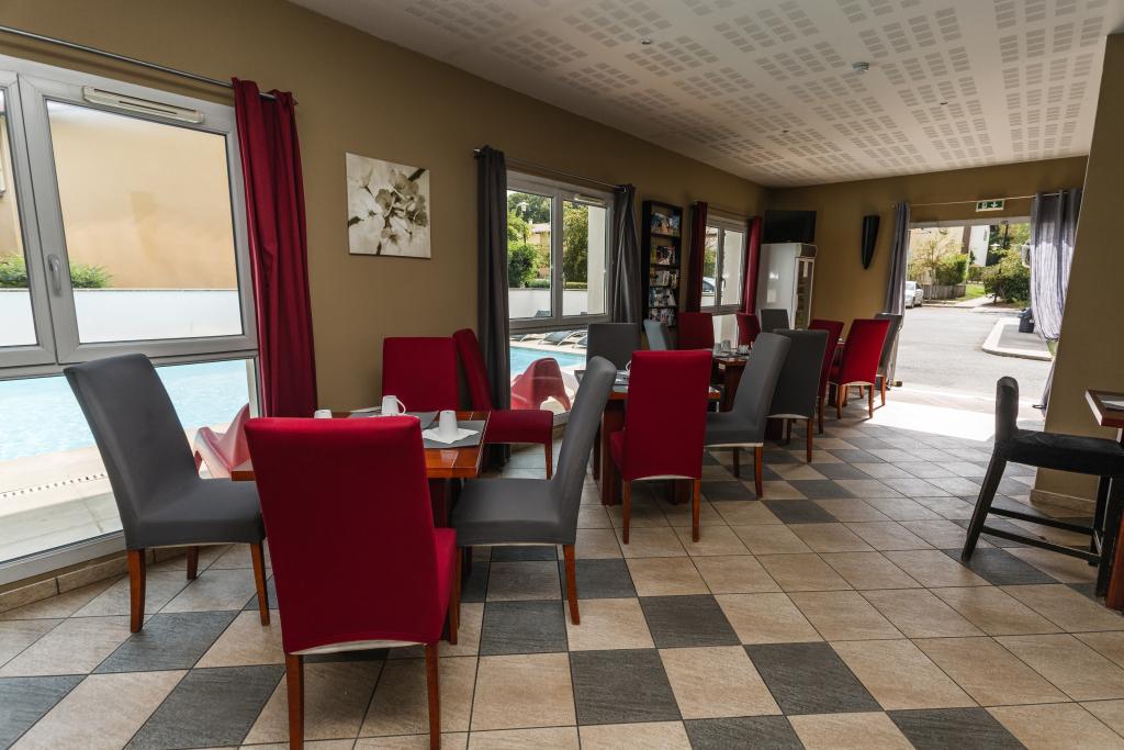 hotel image 12