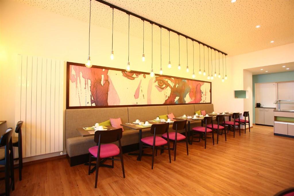 hotel image 12