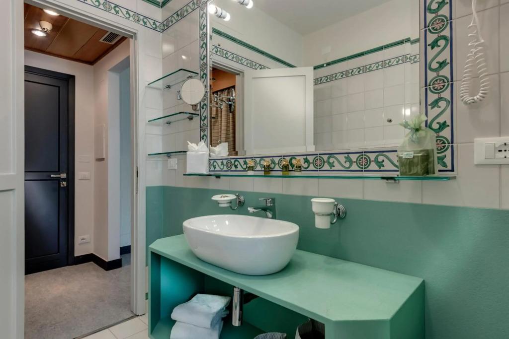 hotel image 11
