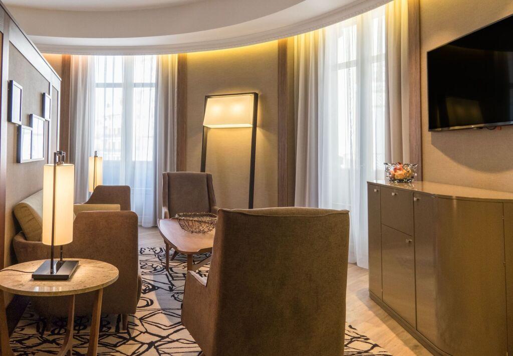 hotel image 11