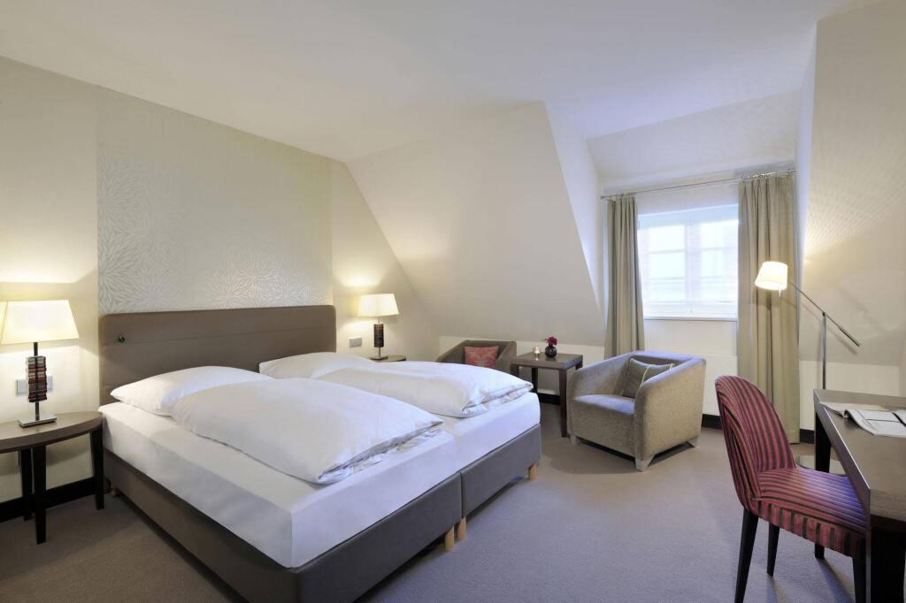 hotel image 13