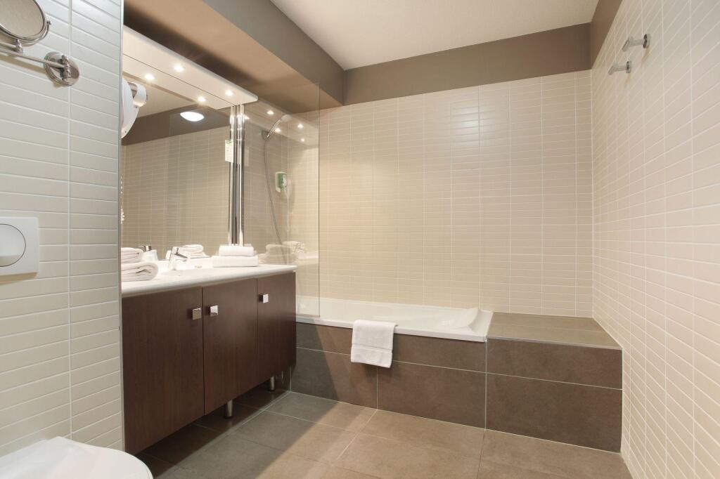 hotel image 16