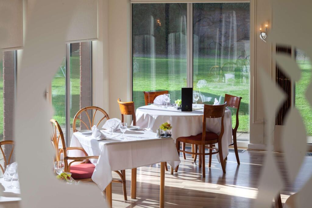 hotel image 11