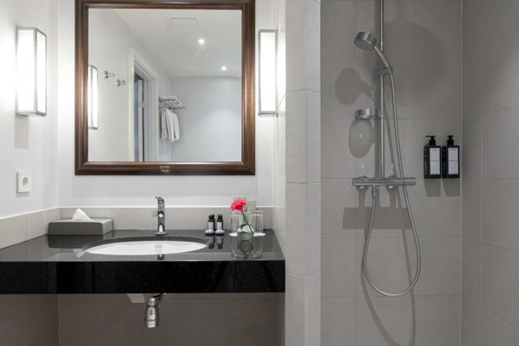 hotel image 13