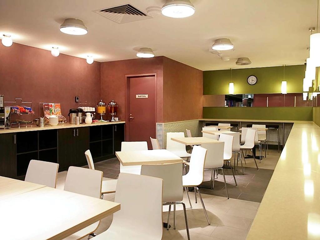 hotel image 10