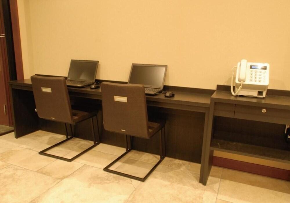 hotel image 16