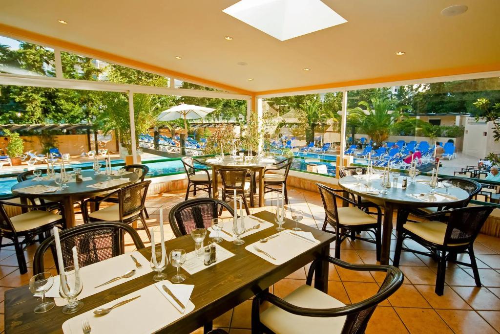 hotel image 10