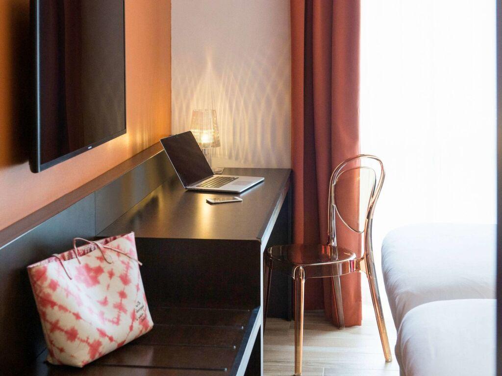hotel image 10