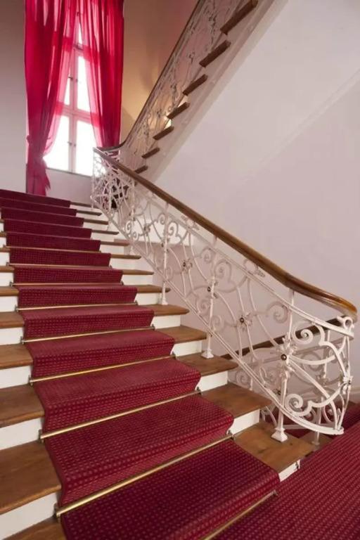 hotel image 12