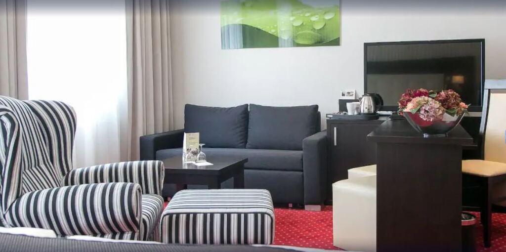 hotel image 11