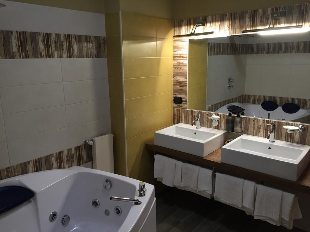 hotel image 16