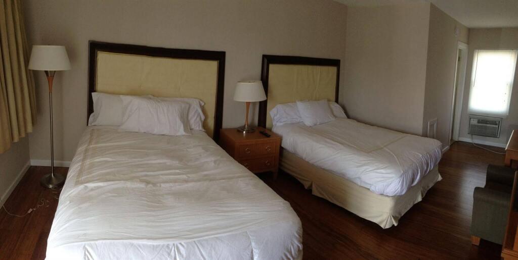 hotel image 13