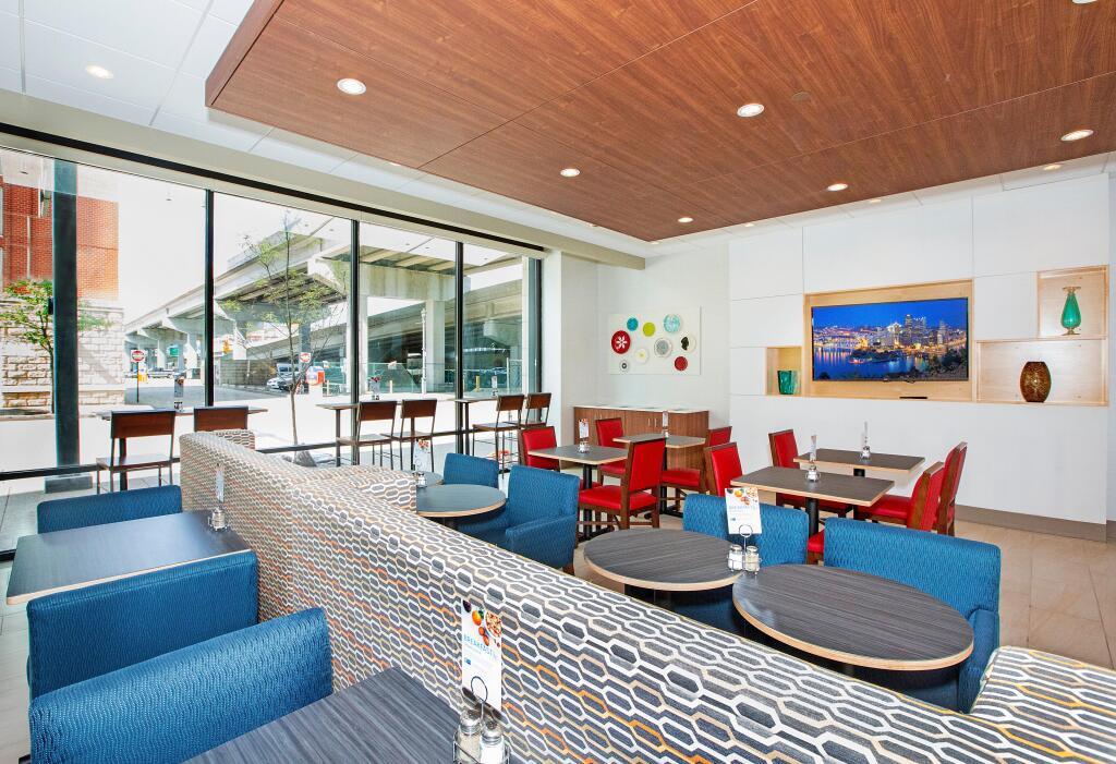 hotel image 13