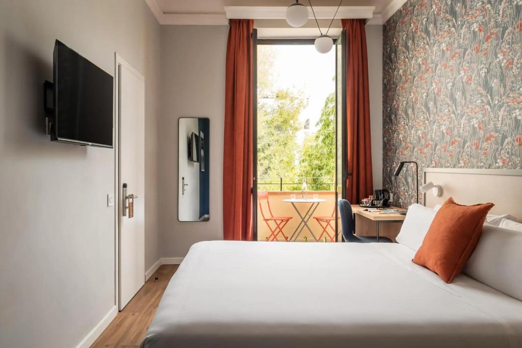 hotel image 16