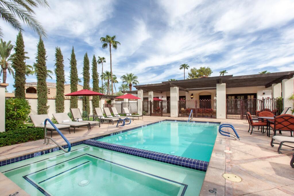 hotel image 12