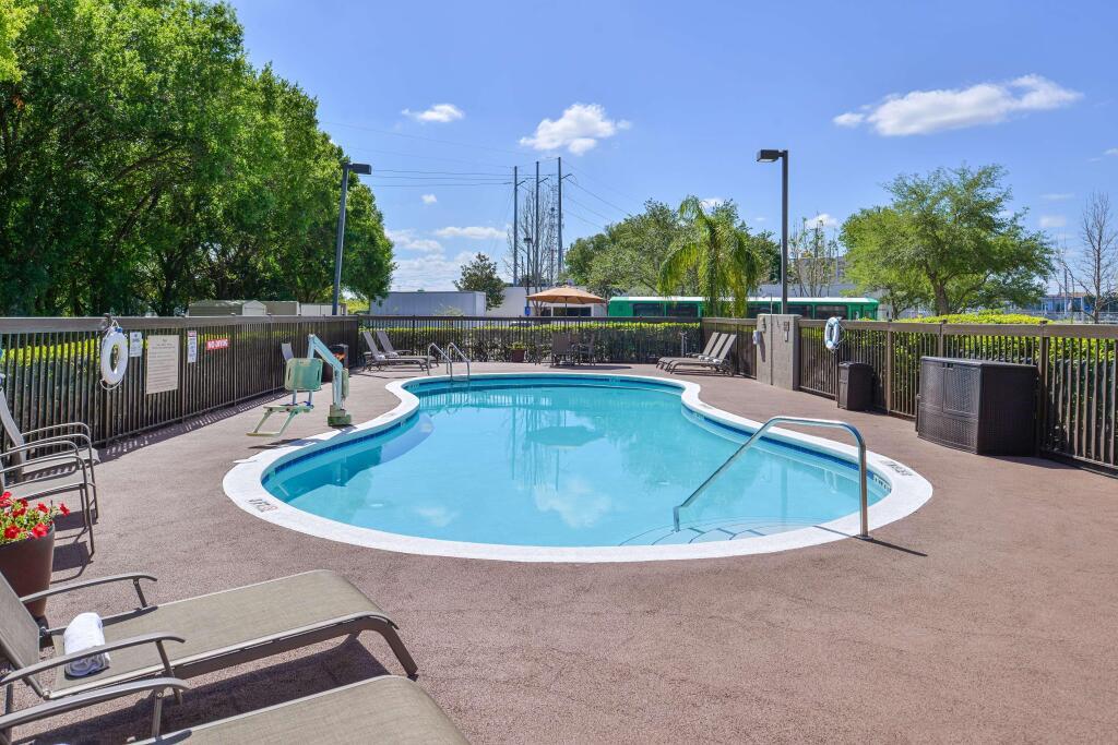 hotel image 16