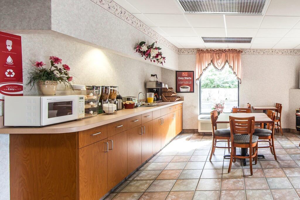hotel image 9