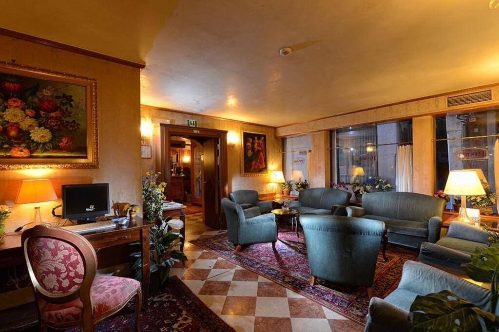 hotel image 13