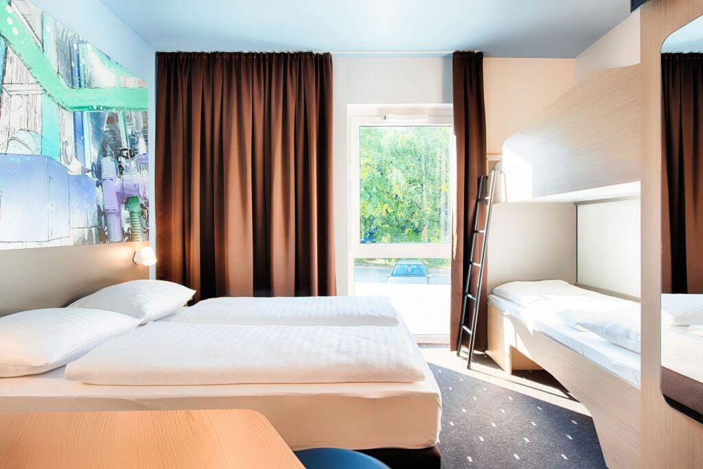 hotel image 16