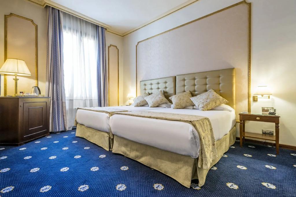 hotel image 18