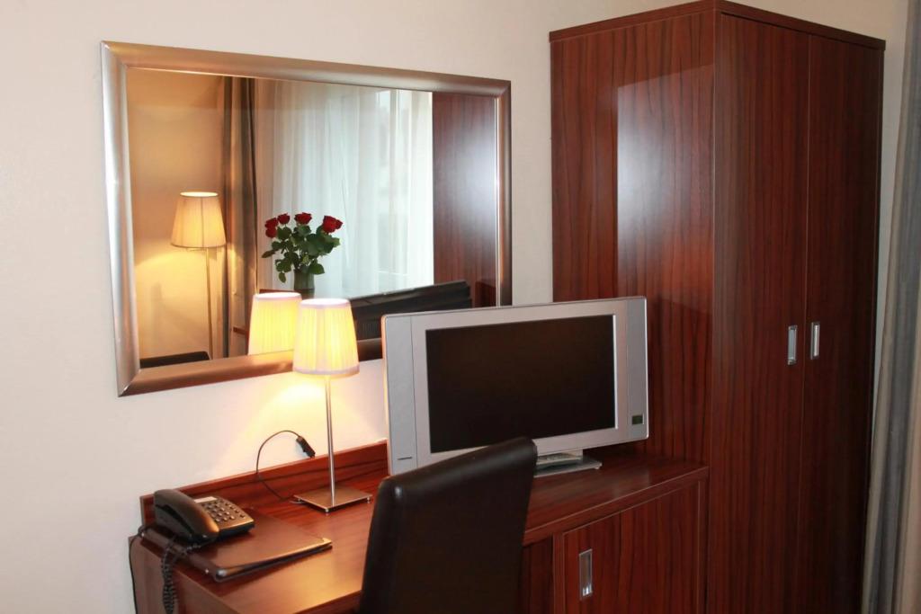 hotel image 10