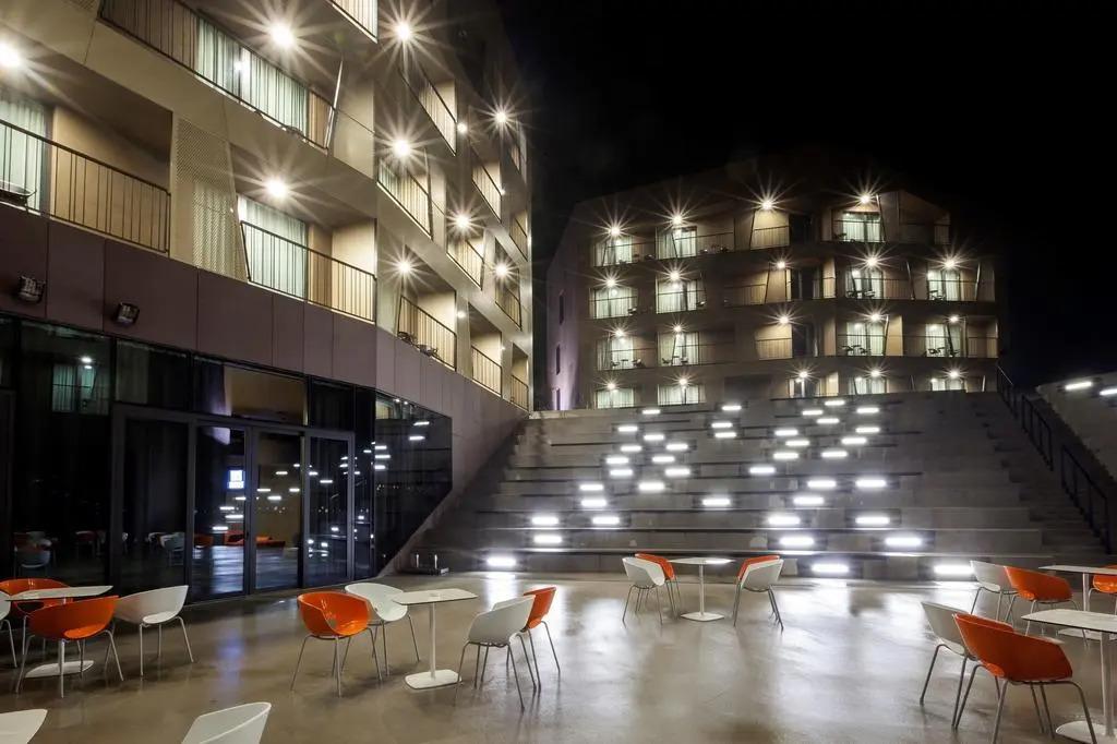 hotel