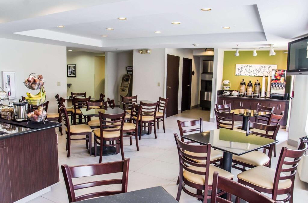 hotel image 10